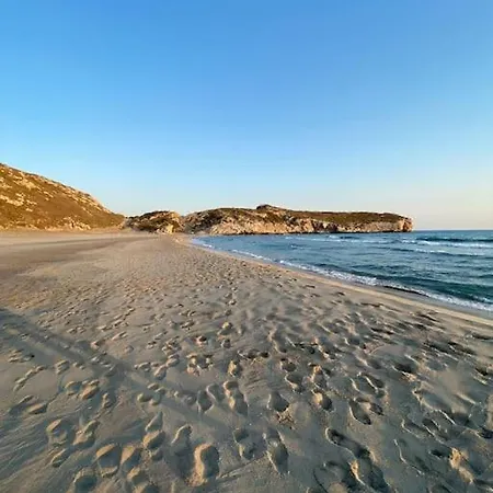 Patara Plaji Ve Patara Antik Kentin Yaninda