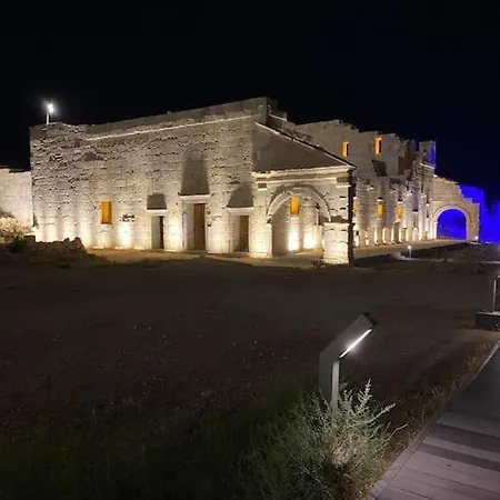Patara Plaji Ve Patara Antik Kentin Yaninda * 卡斯