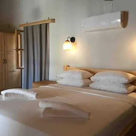Patara Plaji Ve Patara Antik Kentin Yaninda
